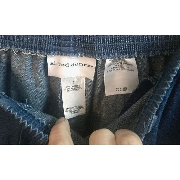 Alfred Dunner Denim Beaded Embroidered  Sz 12 Jacket & Pants Capri Set Outfit - Picture 13 of 13